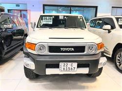 تويوتا إف جي كروزر